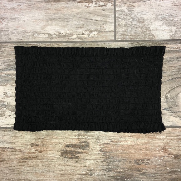 Brandy Melville Tops - Brandy Melville bandeau